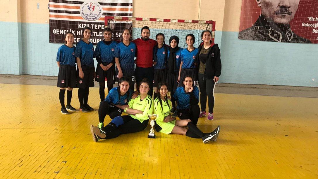 MKAL Kız Futsal Takımı Namağlup İl Birincisi